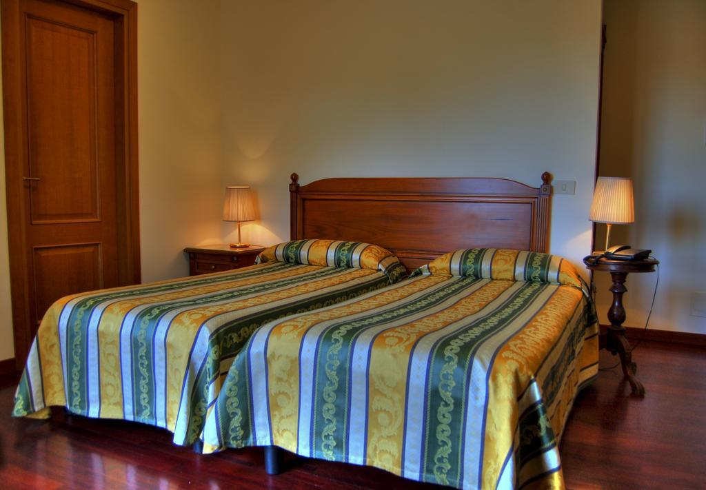 Clarice Hotel Castelnuovo Di Porto Habitación foto
